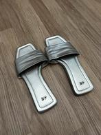 Zilver Slippers, 37maat, H&M, Kleding | Dames, Schoenen, Slippers, H&M, Overige kleuren, Ophalen of Verzenden