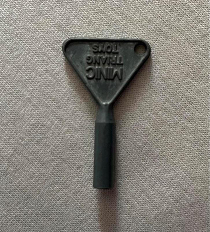 Origineel Minic Triangel Toys sleuteltje blikken speelgoed, Verzamelen, Speelgoed, Verzenden