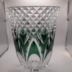 Vase vert du Val Saint Lambert. Signé, Enlèvement