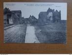 Postkaart Loo, La rue de l'Est après le bombardement, Ophalen of Verzenden, Gelopen, West-Vlaanderen