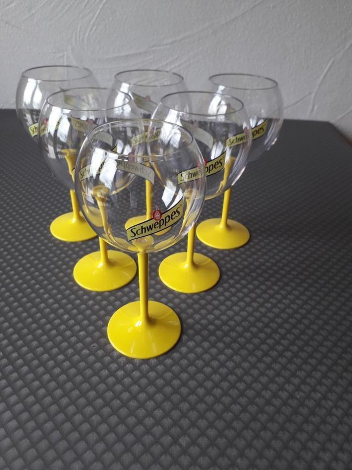 Schweppes gin glazen (plastiek), Verzamelen, Glas en Drinkglazen, Nieuw, Overige typen, Ophalen of Verzenden