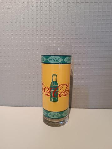 22 verres à cola différents, aucun dommage., Enlèvement, Neuf, Verre à soda
