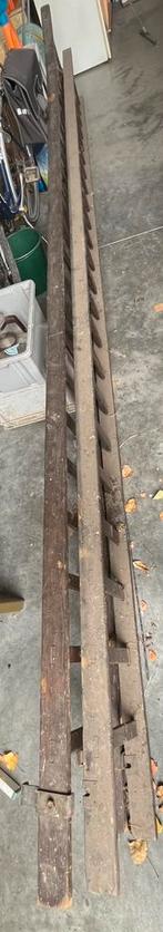 Lange houten ladder, Doe-het-zelf en Bouw, Ladders en Trappen, Ophalen, Zo goed als nieuw, Ladder