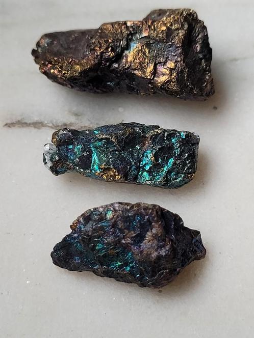 Bornite (minerai de paon) 3 pièces du Mexique, Collections, Minéraux & Fossiles, Minéral, Enlèvement ou Envoi