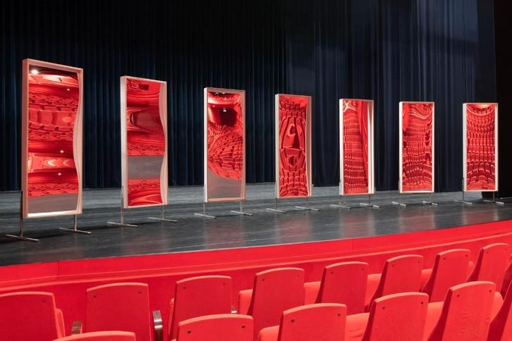 Verhuurlachspiegels (set), Hobby en Vrije tijd, Feestartikelen, Nieuw, Versiering, Ophalen of Verzenden