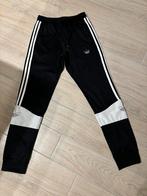 Adidas nieuwe broek! Maat S, Kleding | Heren, Sportkleding, Ophalen of Verzenden, Nieuw, Maat 46 (S) of kleiner