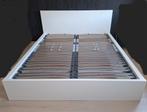 Bed met lattenbodem. 1m80 op 2m, Huis en Inrichting, Ophalen, Zo goed als nieuw