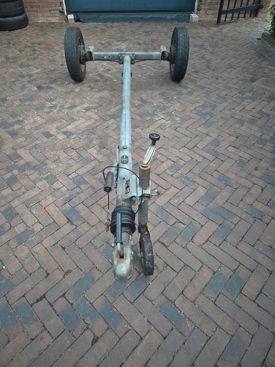 Geremd onderstel aanhanger 750 kilo, Auto diversen, Aanhangwagen-onderdelen, Zo goed als nieuw, Ophalen