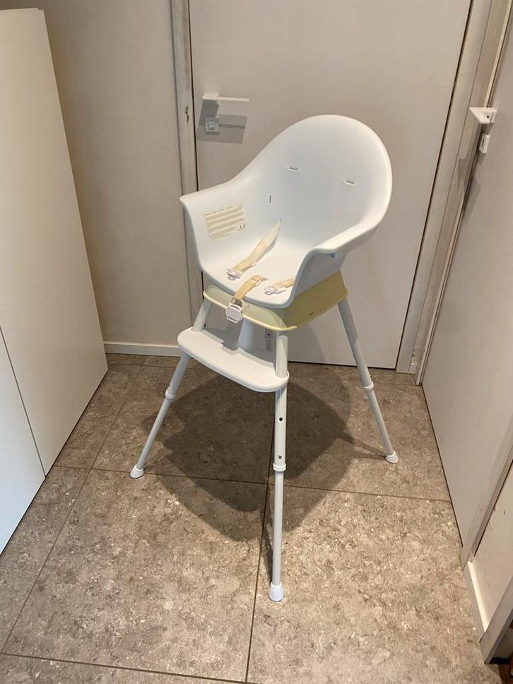 Chaise pour bébé Quax — Réglable, bien rangée, Enfants & Bébés, Chaises pour enfants, Utilisé, Chaise évolutive, Coulissant, Plateau amovible