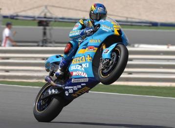 SUZUKI GSXR 600 750 1000 MET SCHADE GEVRAAGD beschikbaar voor biedingen