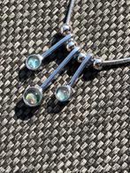 Zilveren ketting met 3 natuurlijk Australisch opaal triplets, Handtassen en Accessoires, Nieuw, Ophalen of Verzenden, Verstelbaar