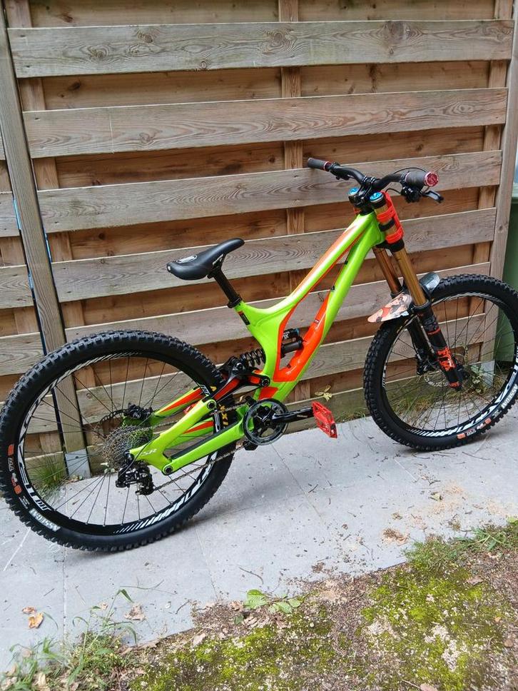 Specialized demo 8, Fietsen en Brommers, Fietsen | Mountainbikes en ATB, Ophalen