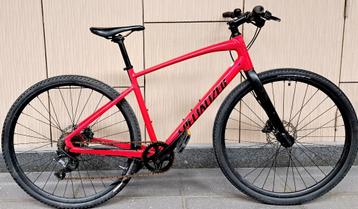 Gravelbike SPECIALIZED Siruus état nickel prix430€048981/3 beschikbaar voor biedingen