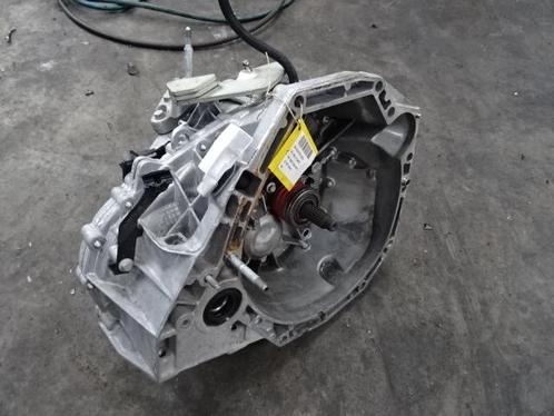 VERSNELLINGSBAK Dacia Duster (HS) (TL4S075), Auto-onderdelen, Transmissie en Toebehoren, Dacia, Gebruikt