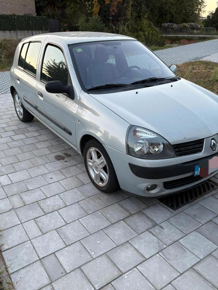 Renault Clio 1.2, Auto's, Renault, Particulier, Clio, Airconditioning, Bluetooth, Radio, Benzine, 5 deurs, Handgeschakeld, Zilver of Grijs