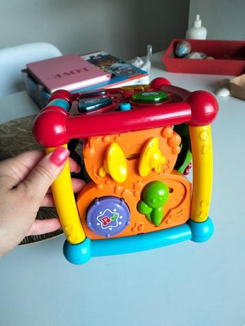VTech activiteitenkubus/speelkubus beschikbaar voor biedingen