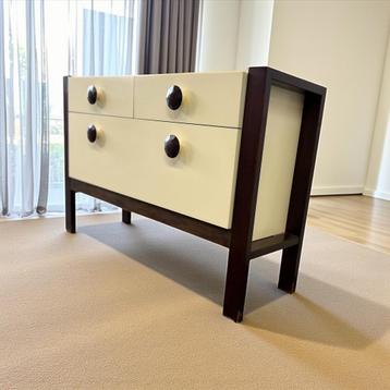 seventiew kastje 109 x 34 x 71 h beschikbaar voor biedingen
