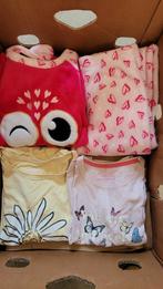 Hele  doos kledij voor meisjes maat 9-10 jaar voor 20€, Kinderen en Baby's, Babykleding | Baby-kledingpakketten, Gebruikt, Ophalen