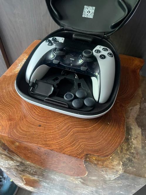 Dualsense edge NIEUWSTAAT, Games en Spelcomputers, Games | Sony PlayStation 5, Zo goed als nieuw, Ophalen
