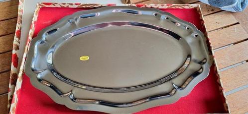 Ovalen inox serveerschaal. (Uginox)., Huis en Inrichting, Keuken | Potten en Pannen, Nieuw, Inox, Ophalen of Verzenden