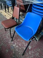 Stoelen (7 stuks bruin + 10 stuks blauw), Ophalen, Gebruikt, Blauw, Vijf, Zes of meer stoelen