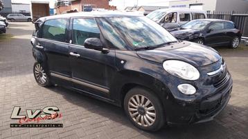 Portier 4Deurs rechts-voor van een Fiat 500L (601) beschikbaar voor biedingen