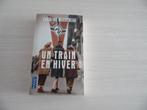 UN TRAIN EN HIVER        CAROLINE MOOREHEAD, Europa overig, Ophalen of Verzenden, Zo goed als nieuw, Caroline Moorehead