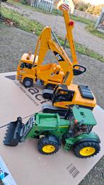 Bruder: takelwagen, CAT rupskraan, john deere tractor, Kinderen en Baby's, Ophalen, Gebruikt