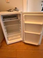 Kleine frigo + vriesvak, Classe énergétique A ou plus économe, Avec compartiment congélateur, 85 à 120 cm, Comme neuf