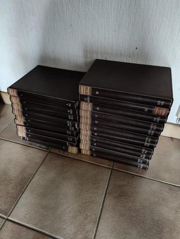 SUMMA Encyclopedie en woordenboek in kleur  beschikbaar voor biedingen