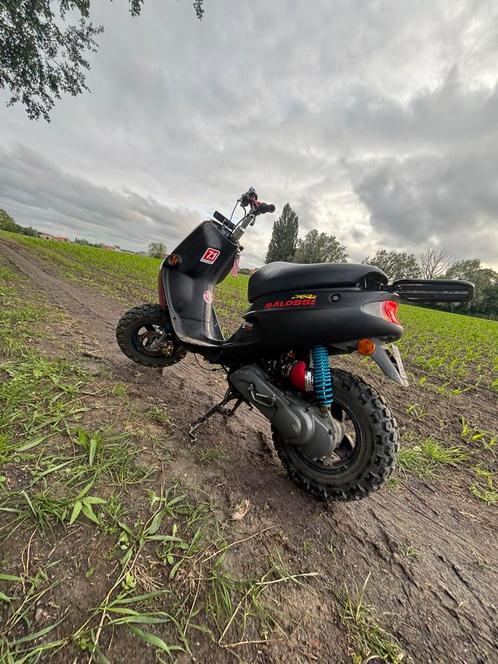 Peugeot buxy 70cc, Fietsen en Brommers, Scooters | Peugeot, Zo goed als nieuw, Ophalen