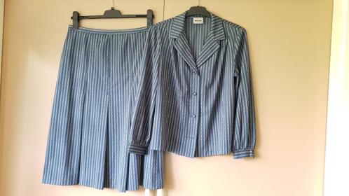 Stijlvolle tweedelige set voor dames - Bleyle 44-46, Kleding | Dames, Jurken, Zo goed als nieuw, Blauw, Ophalen of Verzenden