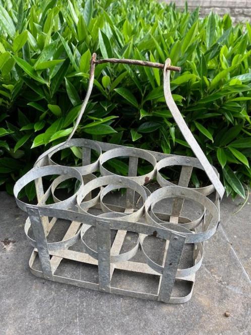 OUD IJZEREN FLESSEN MANDJE IN ZEER GOEDE STAAT. JAREN 20, Antiek en Kunst, Curiosa en Brocante, Ophalen of Verzenden
