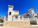 Mediterrane vrijstaande villa te koop met gastenverblijf..., Immo, Buitenland, Villamartin, Overige, Spanje, 248 m²