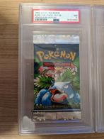 Venusaur Base Set Booster Pack PSA 7 1st edition Dutch NL, Enlèvement ou Envoi, Neuf, Booster