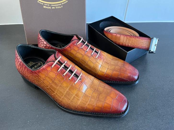 Harris herenschoenen maat 8.5 / 42.5 nieuw incl riem, Kleding | Heren, Schoenen, Nieuw, Veterschoenen, Overige kleuren, Ophalen of Verzenden