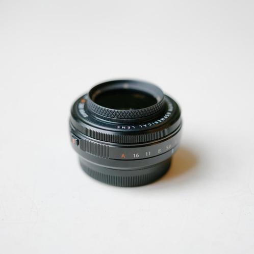 Fuji XF 27mm F2.8 R WR, Audio, Tv en Foto, Foto | Lenzen en Objectieven, Zo goed als nieuw, Standaardlens, Ophalen