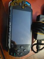 PSP noir housse et chargeur/ pieces, Consoles de jeu & Jeux vidéo, Consoles de jeu | Sony PSP, Envoi, Utilisé, Noir, PSP