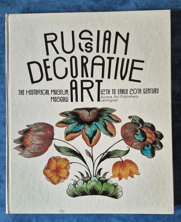 Russian Decorative Art The Historical Museum Moscow 1987, Boeken, Kunst en Cultuur | Beeldend, Gelezen, Overige onderwerpen, Ophalen of Verzenden