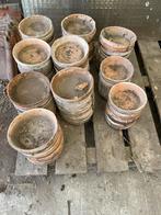 Oude stenen schaaltjes , ongeveer 85  stuks, Tuin en Terras, Bloempotten, Ophalen, Gebruikt