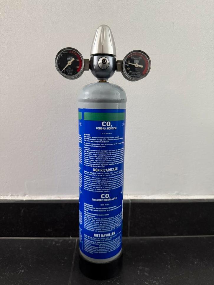 CO2- regelaar Dennerle, Dieren en Toebehoren, Vissen | Aquaria en Toebehoren, Zo goed als nieuw, Ophalen of Verzenden