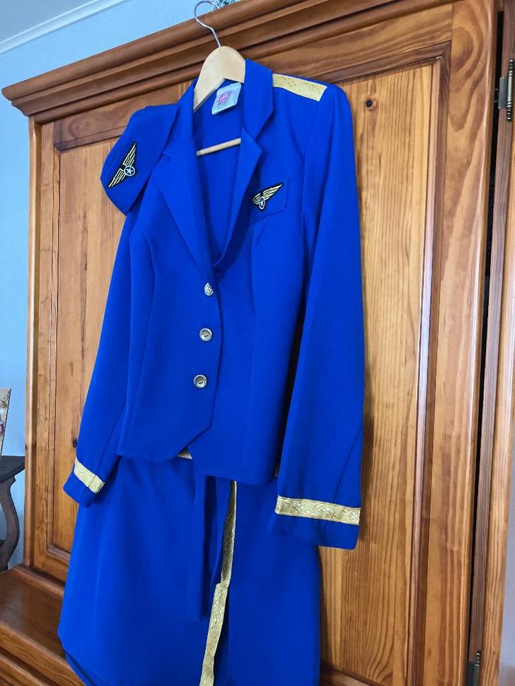 Karnaval volwassenen: stewardess, Tirol, heks, indiaan,…, Kinderen en Baby's, Carnavalskleding en Verkleedspullen, Ophalen