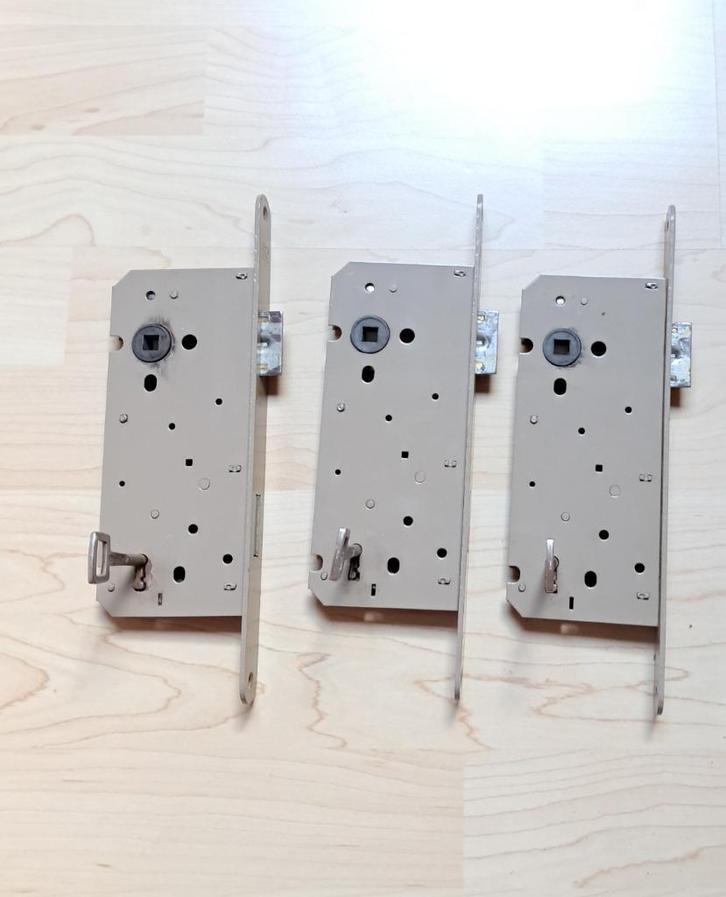 Litto insteekslot voor binnendeuren, Doe-het-zelf en Bouw, Hang- en Sluitwerk, Gebruikt, Slot, Ophalen of Verzenden