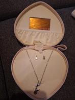 Set ketting en oorbellen, Handtassen en Accessoires, Kettingen, Ophalen of Verzenden, Roze