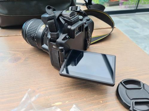 Nikon D5500 avec étui et accessoires, TV, Hi-fi & Vidéo, Appareils photo numériques, Comme neuf, Reflex miroir, Nikon, Enlèvement