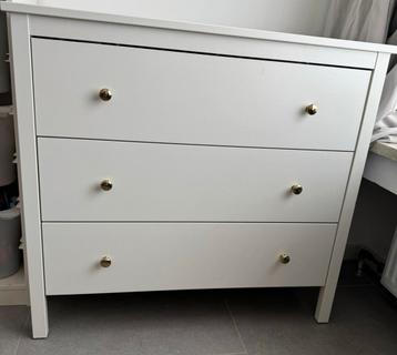 Witte Ladenkast te koop beschikbaar voor biedingen