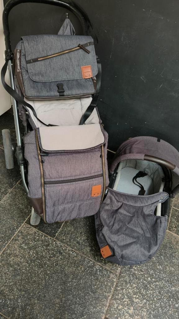 Buggy mutsy evo met accessoires en ligmand, Kinderen en Baby's, Kinderwagens en Combinaties, Zo goed als nieuw, Mutsy, Ophalen