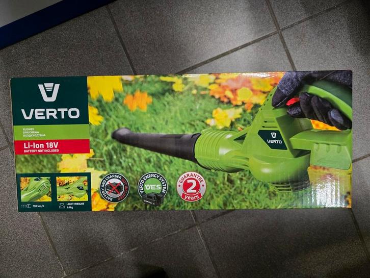 Bladblazer, compact, nieuw met batterijen en lader, Tuin en Terras, Bladblazers, Nieuw, Accu, Ophalen