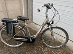 Elektrische fiets 28 inch, Ophalen, Zo goed als nieuw, Giant