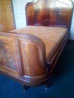 Antieke slaapkamer , kast, spiegelcommode, bed, Ophalen of Verzenden